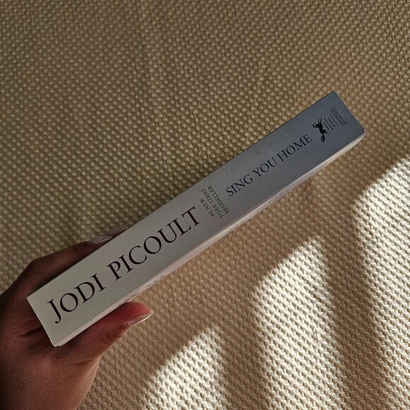 4/$25 Jodi Picoult - Sing you Home - Paperback - Picture 5 of 6